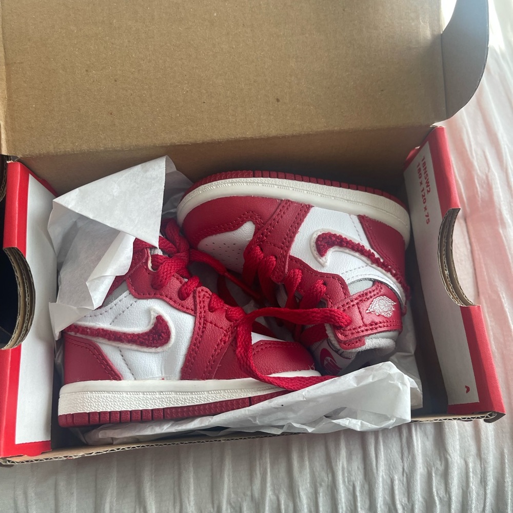 Baby sneakers Jordan’s 2C